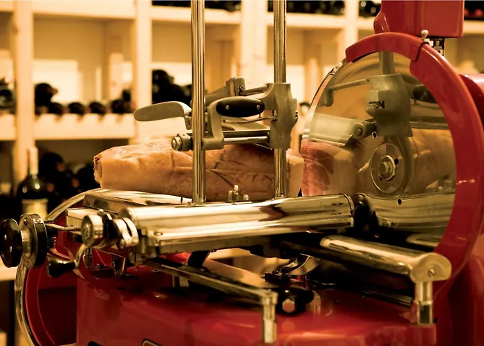 Regina Adelaide Hotel & Spa